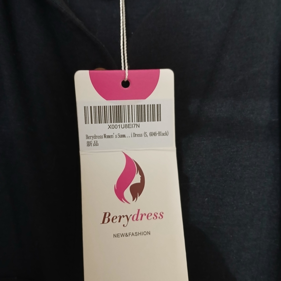 Elegant Black Button-Down Dress - Picture 3 of 6